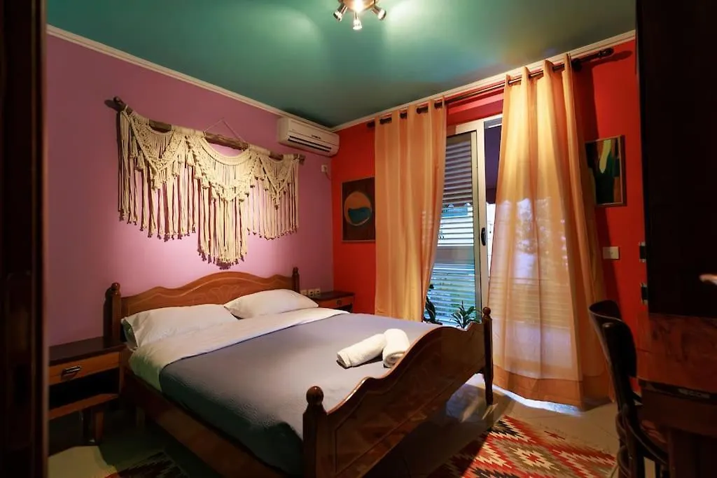 Viola - Lule Apartments 티라나 0*,  알바니아